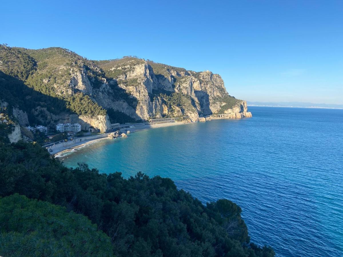 Albergo Aduepassi & Servizio Bike Shuttle Finale Ligure Εξωτερικό φωτογραφία