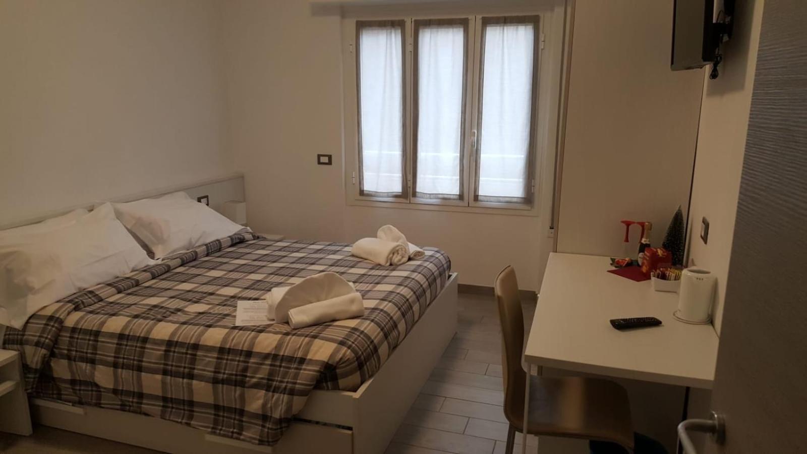 Albergo Aduepassi & Servizio Bike Shuttle Finale Ligure Εξωτερικό φωτογραφία